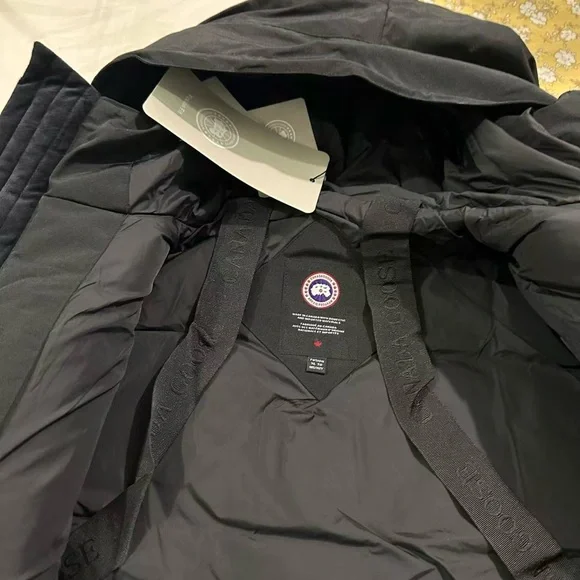 Canada Goose Men's 2051M Expedition Parka Blac - Picture 8 of 9